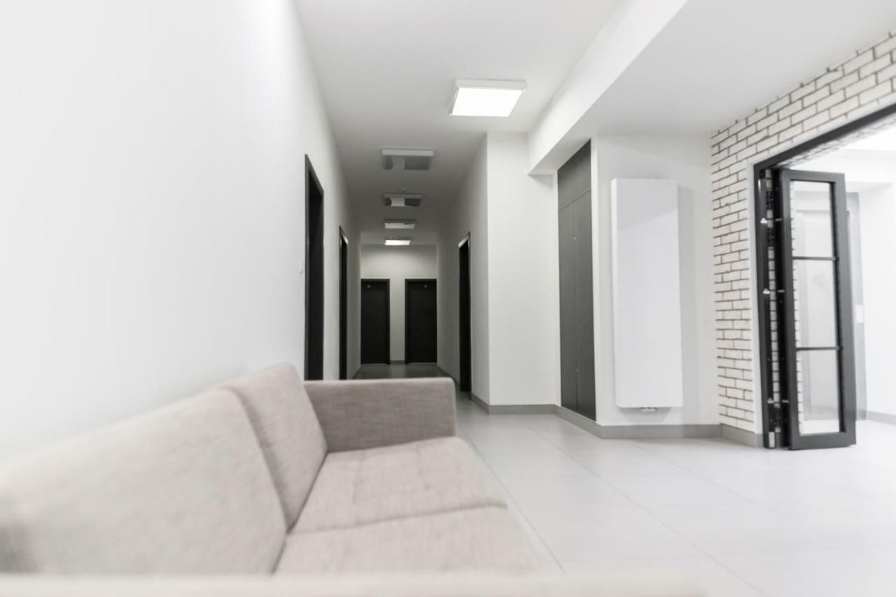 Goldeneye Apartment Center Wroclaw Ngoại thất bức ảnh
