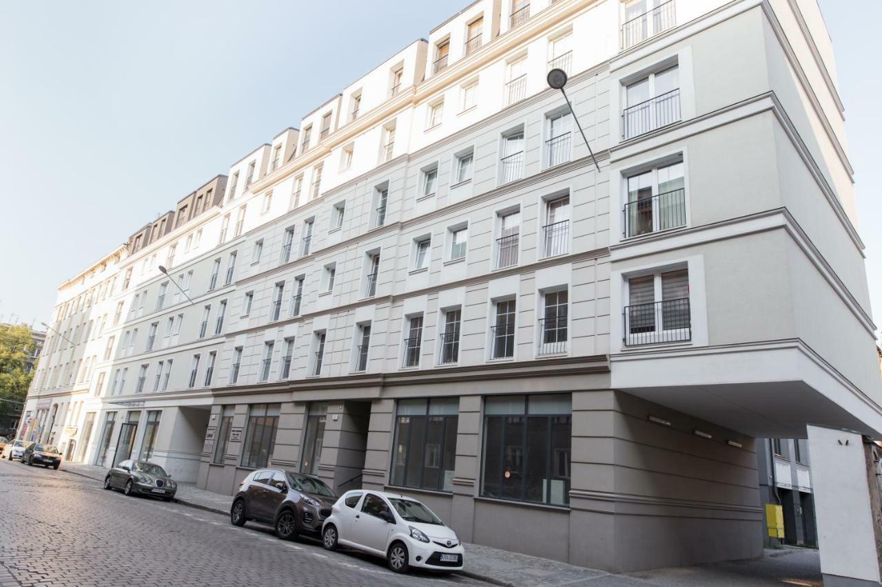 Goldeneye Apartment Center Wroclaw Ngoại thất bức ảnh