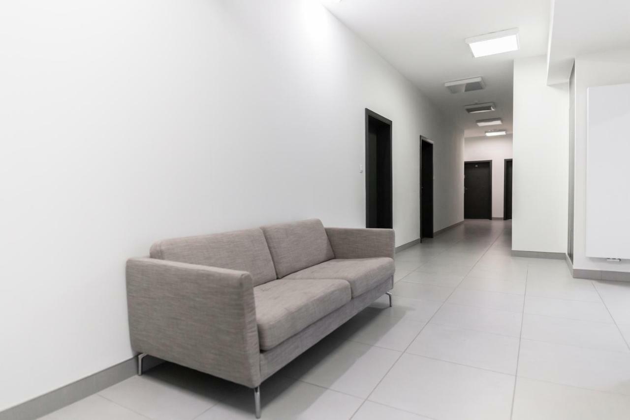 Goldeneye Apartment Center Wroclaw Ngoại thất bức ảnh